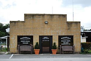 Astatula Town Hall & Police Department