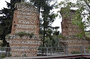 Hadrianic aqueduct, Remains of water bridge in Nea Ionia, Athens (14046500191)