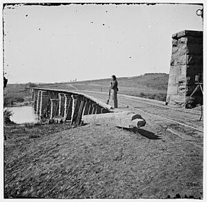 Knoxville, Tenn., vicinity. Bridge at Strawberry Plains, 20 miles northeast of Knoxville; camera on tripod at right LOC 6056602079