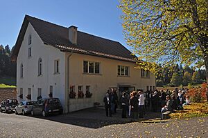 Le Jean Guy, Mennoniten-Bibliothek 03 10