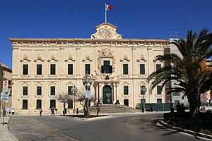 Malta - Valletta - Pjazza Kastilja+Auberge de Castille 01 ies