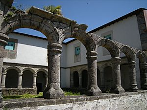 Mosteiro de Santa María de Ferreira de Pallares, Guntín
