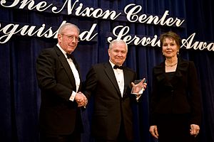 Nixon Center presents award to Robert Gates