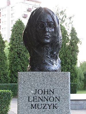Popiersie John Lennon ssj 20110627