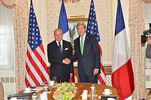 Secretary Kerry Meets With French Foreign Minister Fabius (9936273013)