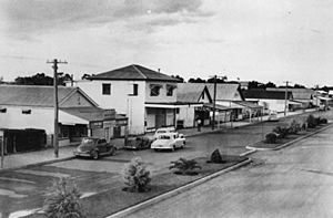 StateLibQld 1 197391 View of Main Street, Inglewood, 1951