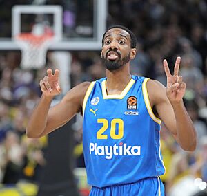 2022-12-22 ALBA Berlin gegen Maccabi Tel Aviv B.C. (EuroLeague 2022-23) by Sandro Halank–111