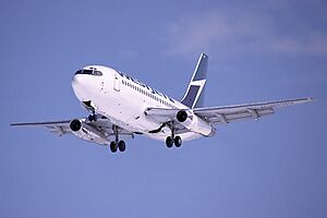 Boeing 737-281-Adv, WestJet AN0152810