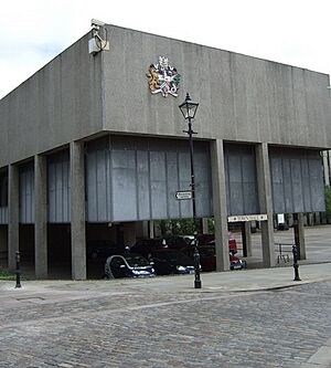 Darlington Town Hall - geograph.org.uk - 459150