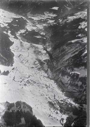 ETH-BIB-Alvaschein, Tiefencastel, Solisbrücke v. N. W. aus 2500 m-Inlandflüge-LBS MH01-005573