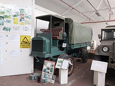 Edinburgh Vehicle preservation museum-5