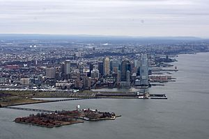 View north on Hudson Waterfront