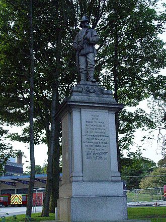 Fire Brigade Monument - geograph.org.uk - 54665.jpg