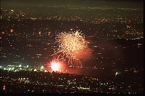 Fireworks over the Rose Bowl 20140704