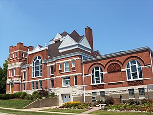 First Baptist Church Davenport Iowa