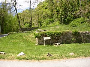 Foundation of former hotel in Lapidum