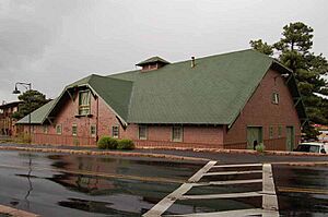 GRCA mule barn El Tovar