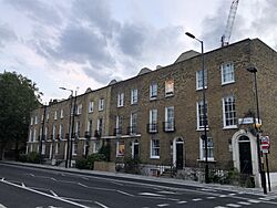 Houses in Queensbridge Road - Sep 2020.jpg