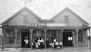 John A. Byrd store in Binnsville, circa 1905