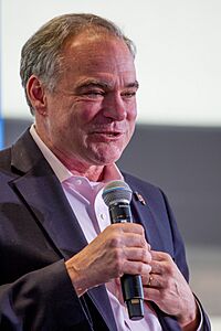 Kaine Campaign Event Newtown, PA (30629089635)