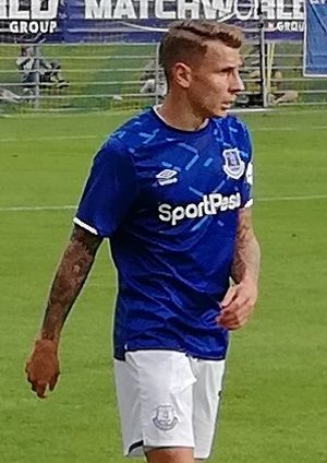 Lucas Digne Everton (cropped).jpg