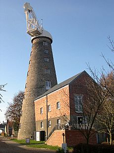 Moulton Windmill 2 - geograph.org.uk - 83027