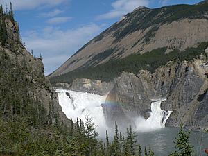 Nahanni -VirginiaFalls2