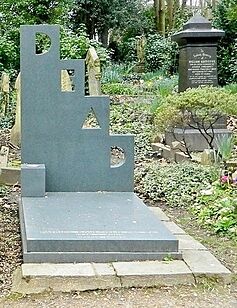 Patrick Caulfield Grave Highgate East Cemetery London 2016