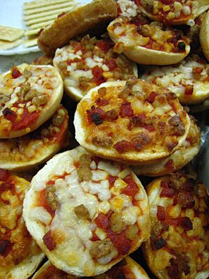 Pizza bagel 1