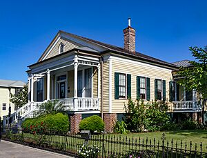 Quigg Baulard Cottage -- Galveston