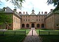 Rear view of the Wren Building, College of William & Mary in Williamsburg, Virginia, USA (2008-04-23)