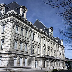 Saint Étienne-Bourse du travail-20110406