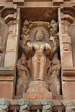Sculptures at the Brihadisvara Temple, Thanjavur, Tamil Nadu, India (2016) 01