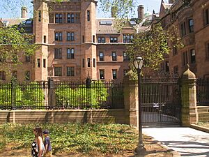 Vanderbilt Hall at Yale university