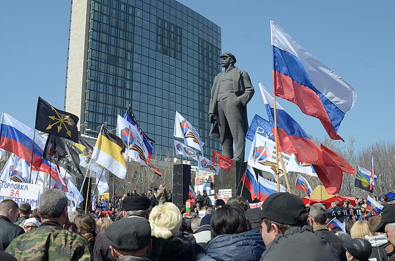 2014-04-06. Протесты в Донецке 011