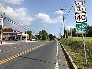 2019-05-18 17 10 50 View east along U.S. Route 40 Alternate (Main Street) just east of Maryland State Route 68 (Lappans Road) in Boonsboro, Washington County, Maryland
