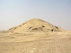 AmenemhetIPyramid