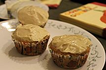 Applesauce cupcakes with icing