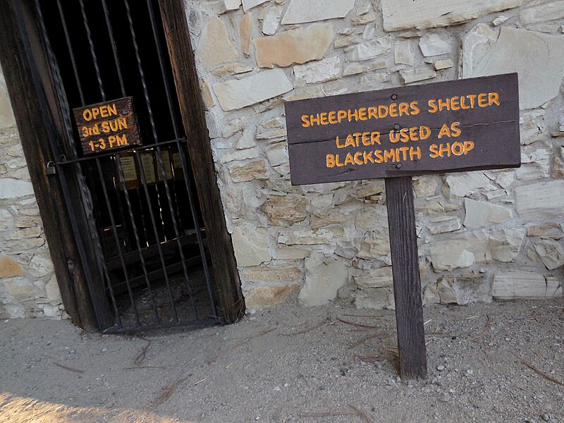 Blacksmithing encinos