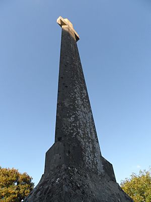 Busbridge War Memorial 03