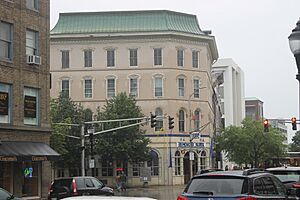 Downtown Bangor, with Giacomo's Sandwich Shop at the left IMG 2494
