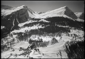 ETH-BIB-Tschiertschen, Blick Südsüdwesten, Gürgaletsch-LBS H1-011645