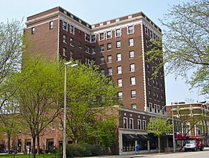 Ft Armstrong Hotel RI IL