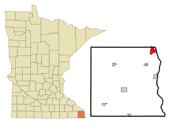 Location of La Crescentwithin Houston and Winona Countiesin the state of Minnesota