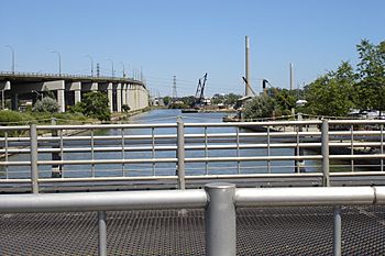 Keating Channel at the Don River, Toronto.jpg