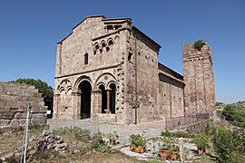 Ozieri - Basilica di Sant'Antioco di Bisarcio (04)
