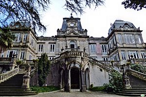 Pontevedra-Pazo de Montero Ríos en Lourizán (18780770493).jpg