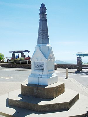 Robert Towns monument
