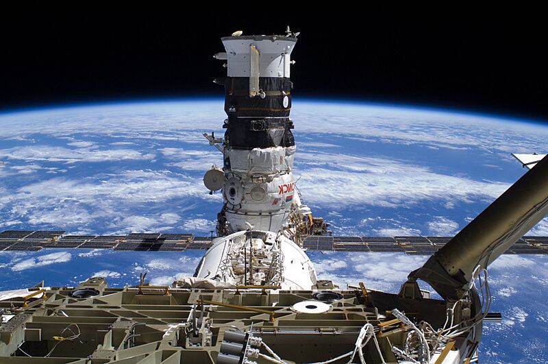 STS-129 ISS-21 Poisk