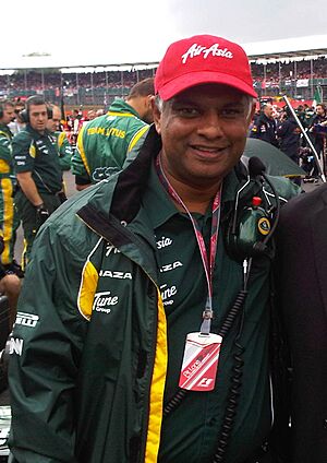 Tony Fernandes 2011.jpg